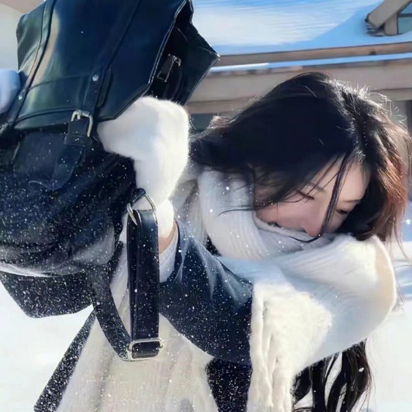 潜伏